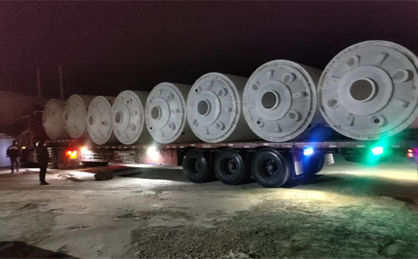 秦安锥底桶交付现场